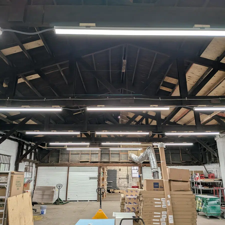 MLLG-AL-LED-LIN-VP8-120-CC Shop Install