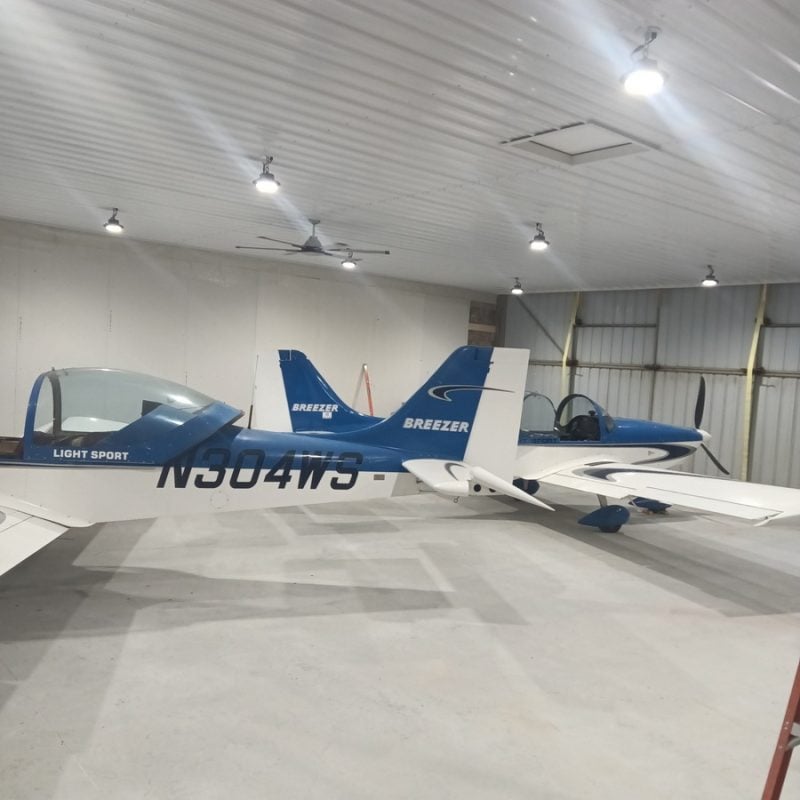 Mllg Led Hb3 100 50 120 Hangar Installation